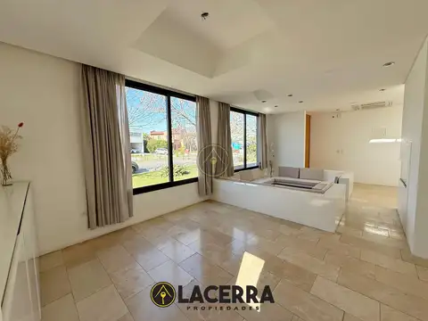 Casa en venta, en Barrio Lagos Del Norte, Don Torcuato.Nuevo valor 