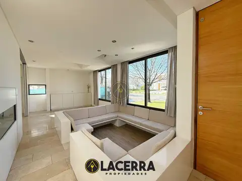 Casa en Venta en Countries y Barrios Cerrados en Don Torcuato, USD 528.000