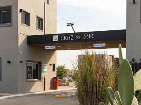 Lote en Venta con Proyecto en Barrio Cruz del Sur 