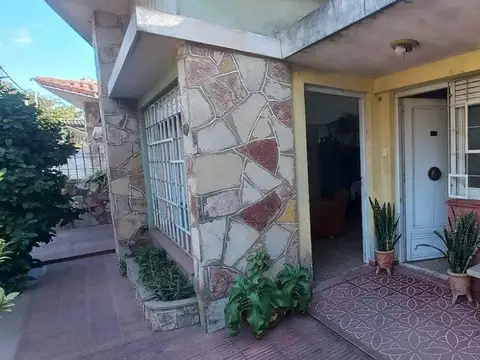 San Martín 300