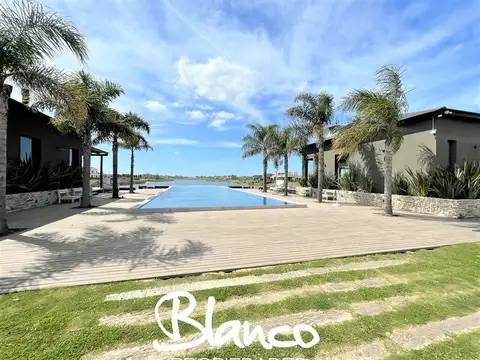 Terreno en Venta en El Naudir, USD 170.000