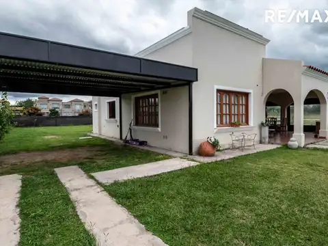 Casa en Venta en Zona Oeste, USD 230.000