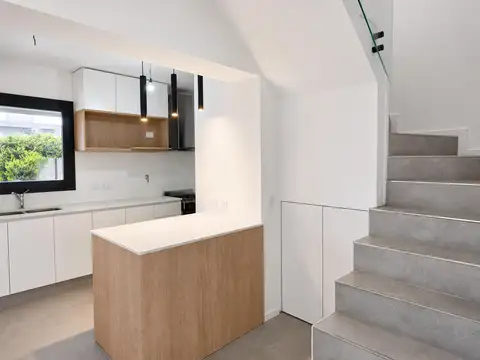 Casa Duplex en venta Cantegril 3 dormitorios