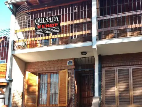 Depto Tipo Casa en Venta de 4 ambientes