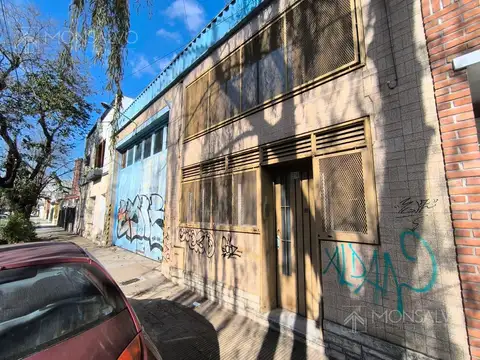 Galpon en Venta 11  mts Fondo