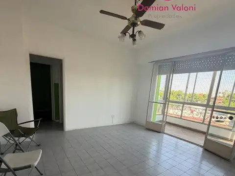 VENTA 3 AMBIENTES AL FRENTE CON BALCON