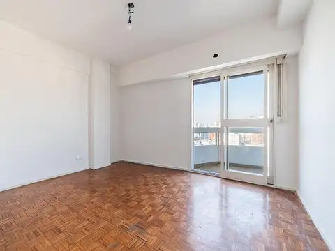 Venta Palermo 2 Ambientes al Frente con Balcón