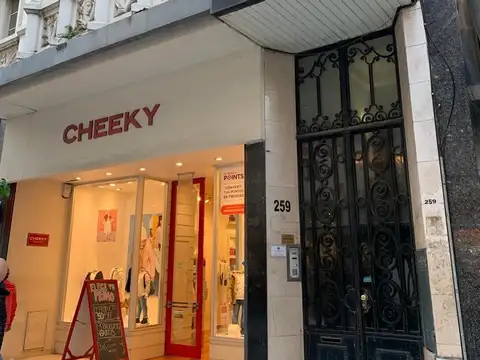 Florida e/ Sarmiento y Juan Domingo Perón