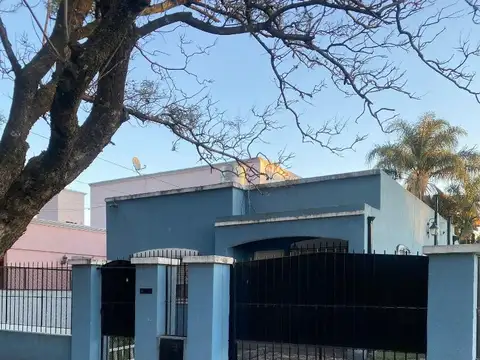 Casa en Venta en Villa de Mayo, USD 130.000