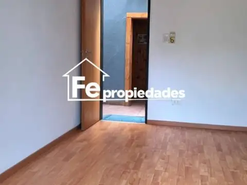 Depto Tipo Casa en Venta en Floresta, USD 150.000