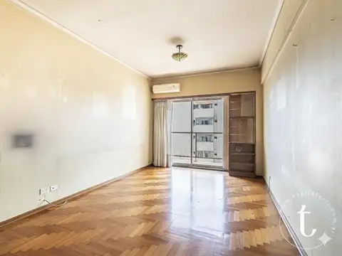 Av Rivadavia al 4000 Piso 8 Contrafrente