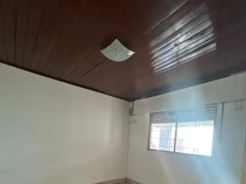 Casa en Alquiler en Rafael Calzada, $ 650.000