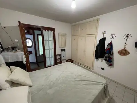 Venta casa 6 Ambientes Caisamar