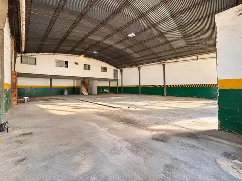 Galpon en Alquiler 40  mts Fondo