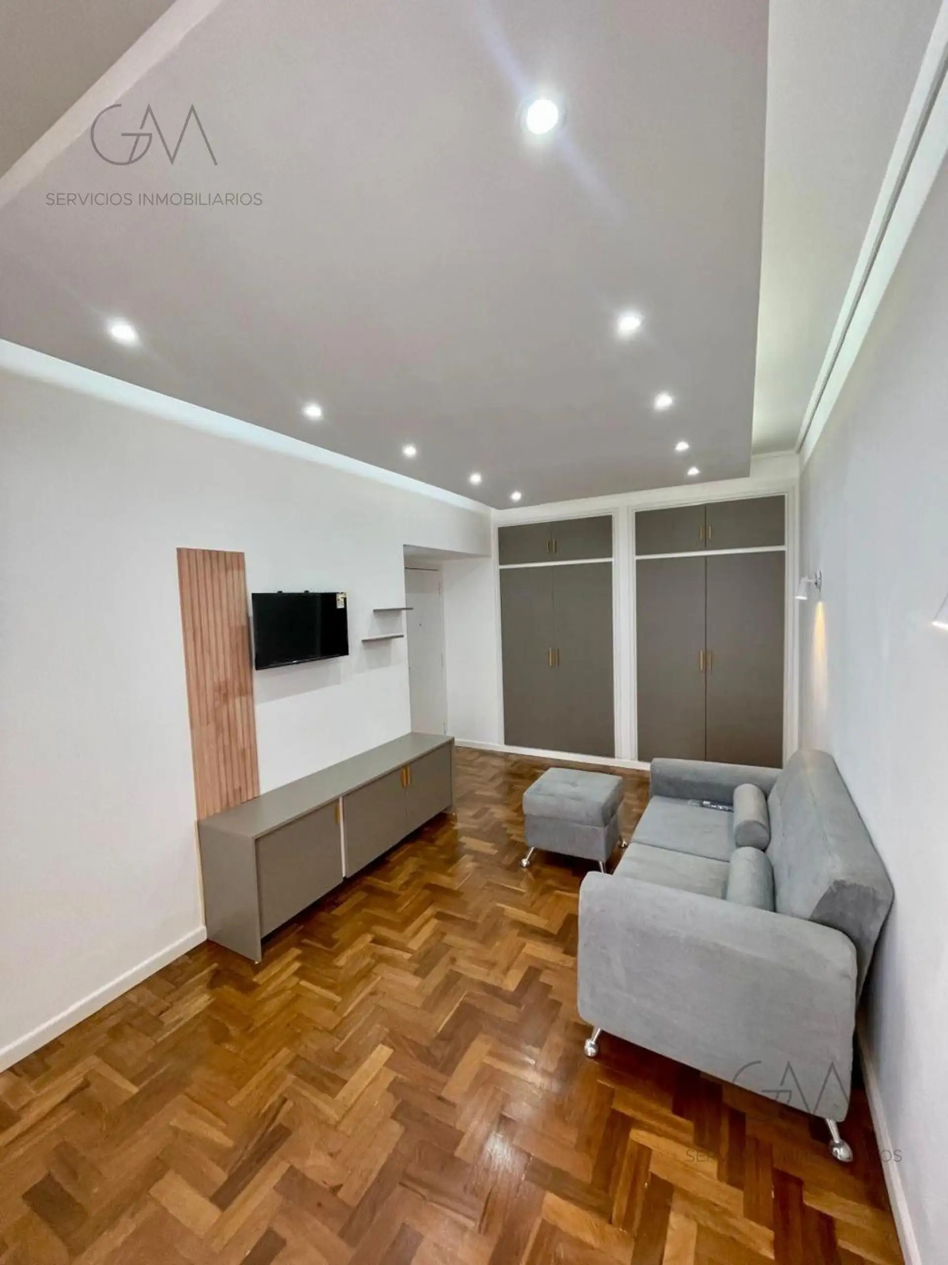 Departamento dos ambientes en excelente estado, reciclado a nuevo, 35m² — Centro