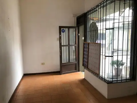 Local venta 200 mts estación Castelar Norte