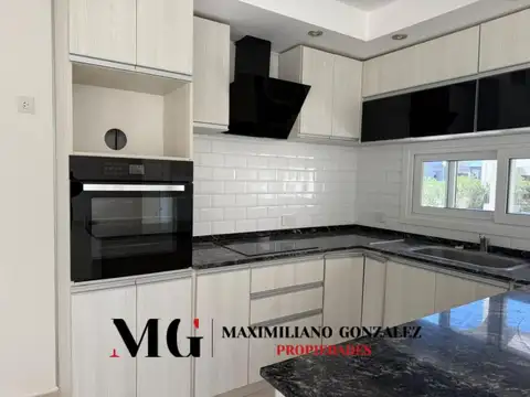Casa venta 5 ambientes - Santa Inés