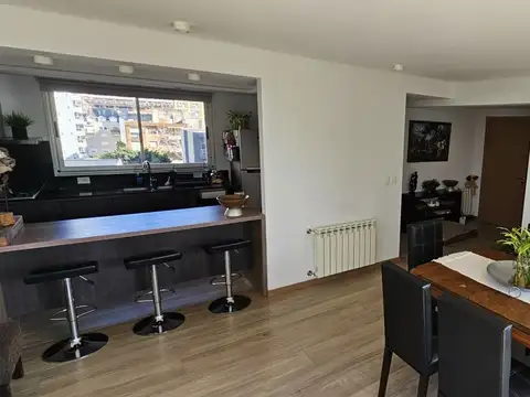 Departamento en Alquiler con 2 cocheras
