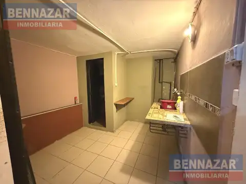 Local en Venta 80 años