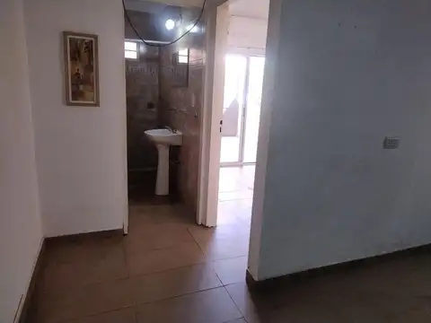 Yapeyu 1030 , Piso 1