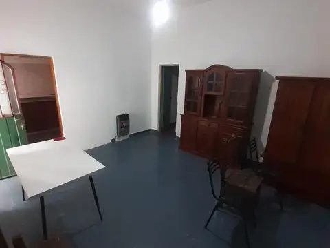 Casa en Alquiler en Arroyito, $ 450.000