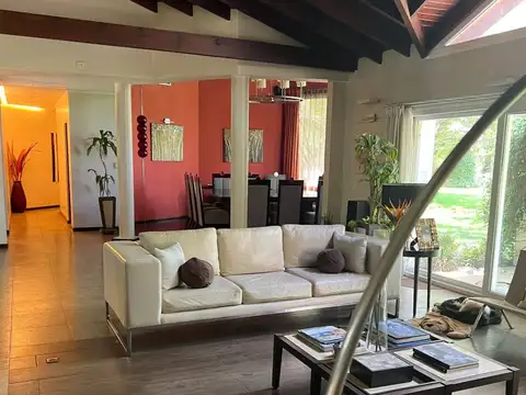 Venta chacra retasada, 17 hectáreas con dos casas!