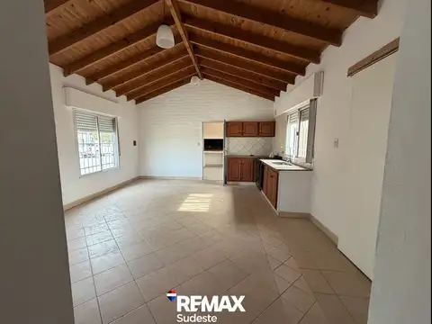 Depto Tipo Casa en Venta con 1 cocheras