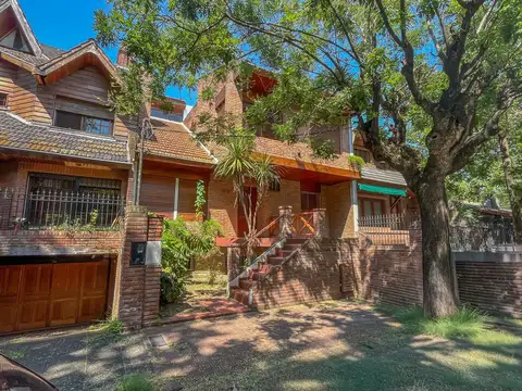 Casa  en Alquiler en Acassuso, San Isidro, G.B.A. Zona Norte