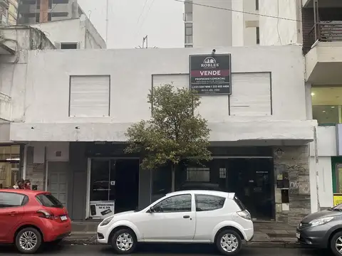 Propiedad comercial en estratégica zona del Microcentro de la ciudad.