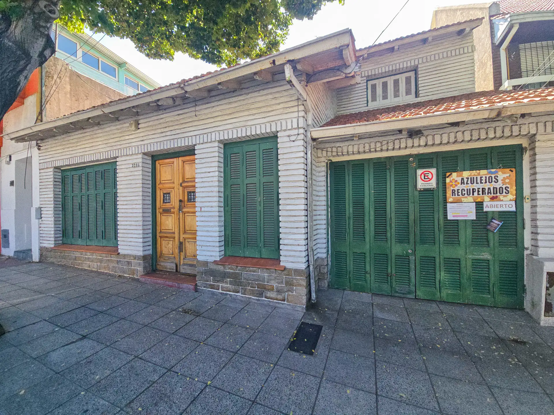 Chalet 5 amb.+ Departamento 2 amb. 433m2 - Tucumán y Roca