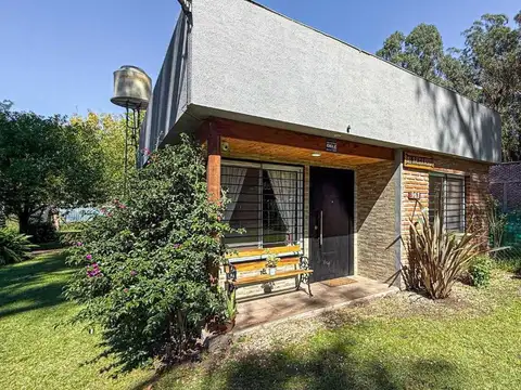 VENTA CASA 3 AMBIENTES PARQUE BRISTOL