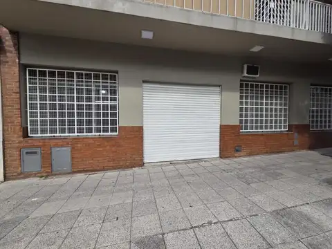 Oficina en Alquiler en Parque Chacabuco, $ 3.000.000