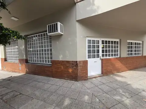 Oficina Monoambiente con 2 baños