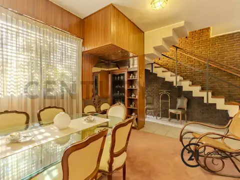 Casa 5 ambientes con 1 baño