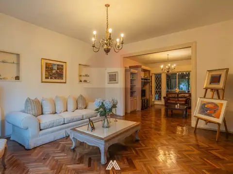 Venta casa ideal empresa Parque Batlle