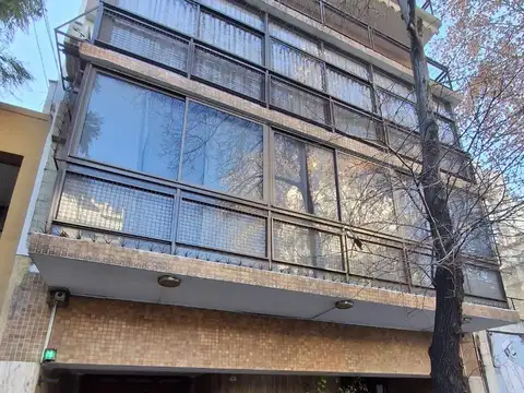 4 amb+dependencia y cochera! Balcón. Alberti y San Juan