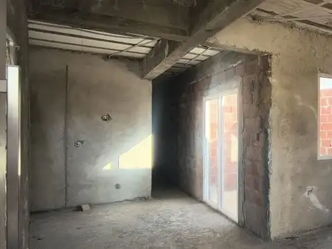 CASA A TERMINAR BELLA VISTA OESTE