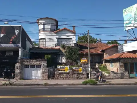 Casa - Venta - Argentina, Merlo - AV. RIVADAVIA  23600