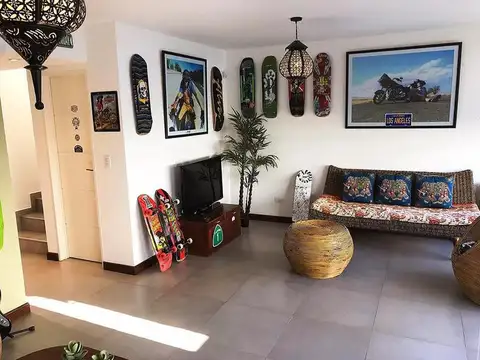 Depto Tipo Casa en Alquiler de 2 dormitorios