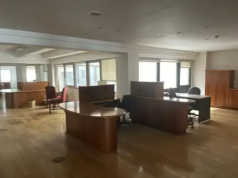 Oficina en Alquiler 40 años