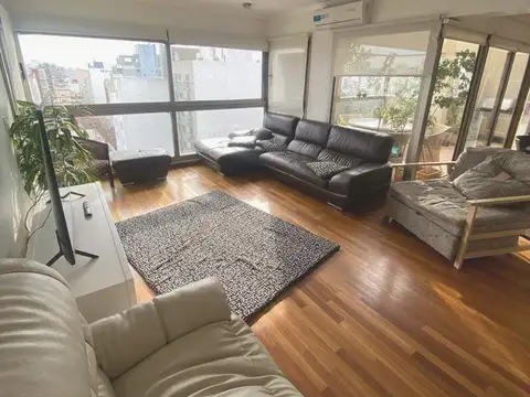 Piso en alquiler en Plaza Mitre. Vista Panoramica. Dos cocheras. Baulera. 3 dormitorios. Sum con par