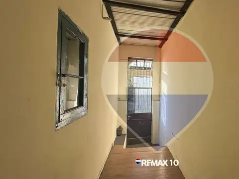 Gran salón con potencial comercial o logístico