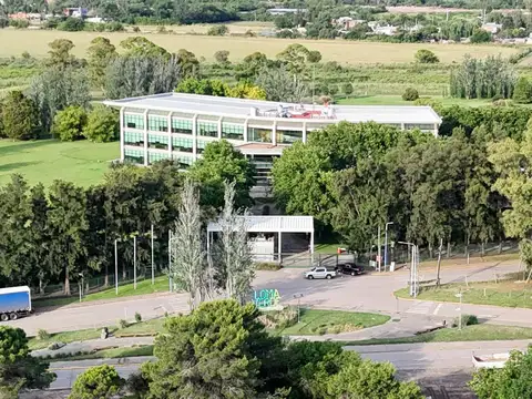 Excelente Inmueble industrial en Escobar. Panamericana km.53.