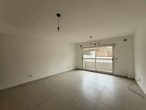 Oliden 1300, Piso 1