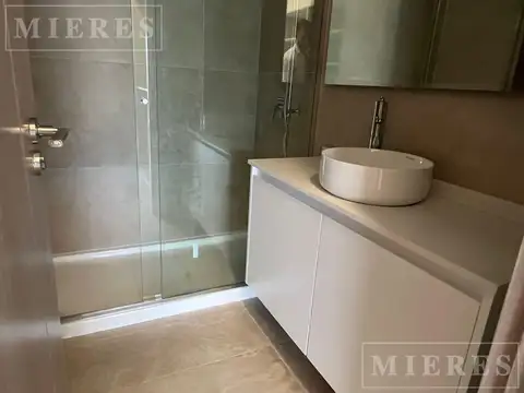 Departamento en Alquiler con 1 cocheras