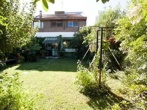Venta Casa 8 amb.garage jardin  Vicente López