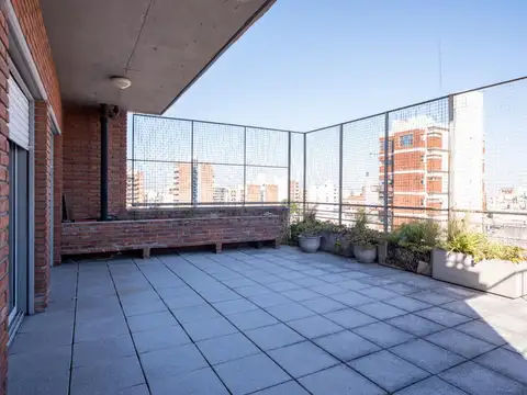 Departamento en Alquiler con 2 cocheras