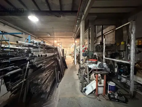 GALPÓN EN VENTA – LANÚS ESTE | 670 M² APROVECHABLES