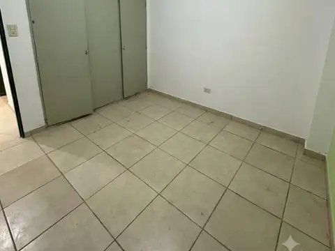 Depto Tipo Casa en Venta 40 años