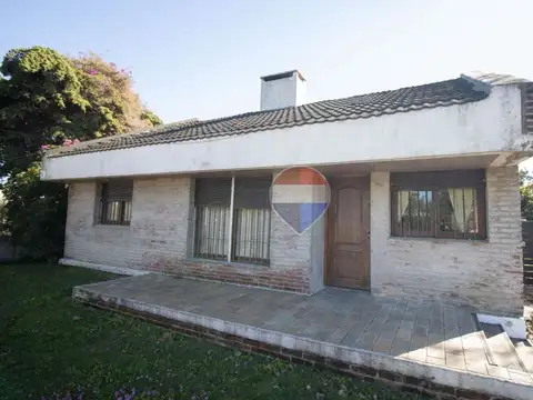 Venta Casa en Shangrila Sur 3 Dormitorios Fondo